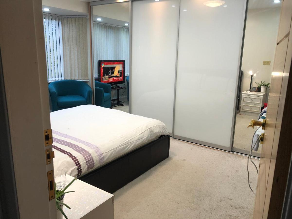 Lyndon B&B 索利赫尔 外观 照片