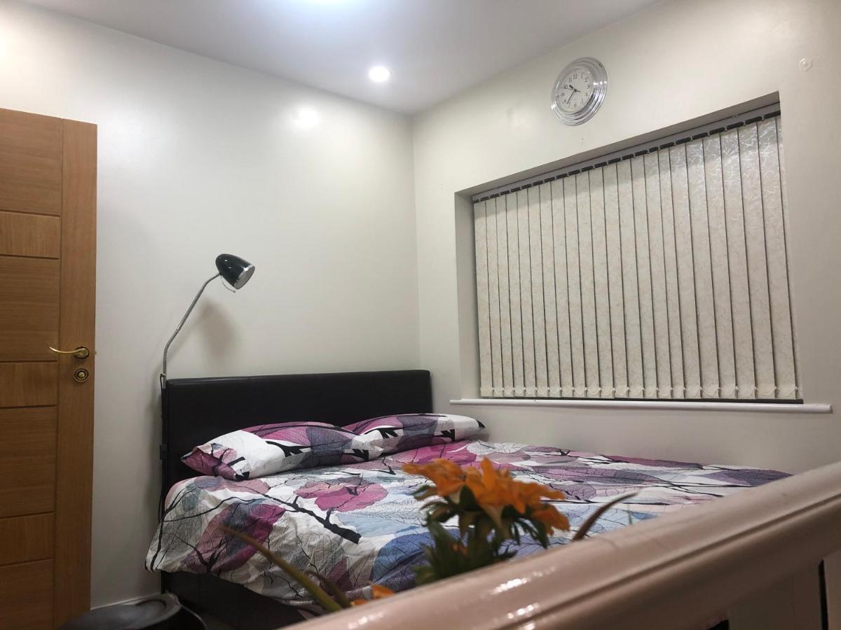Lyndon B&B 索利赫尔 外观 照片
